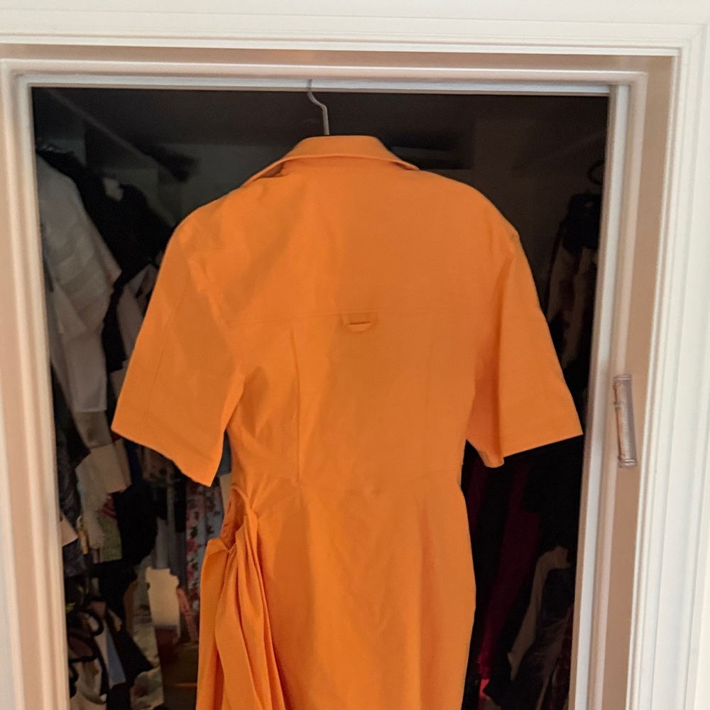 Jacquemus Vibrant Orange Draped Button-Up Dress - Picture 4 of 5